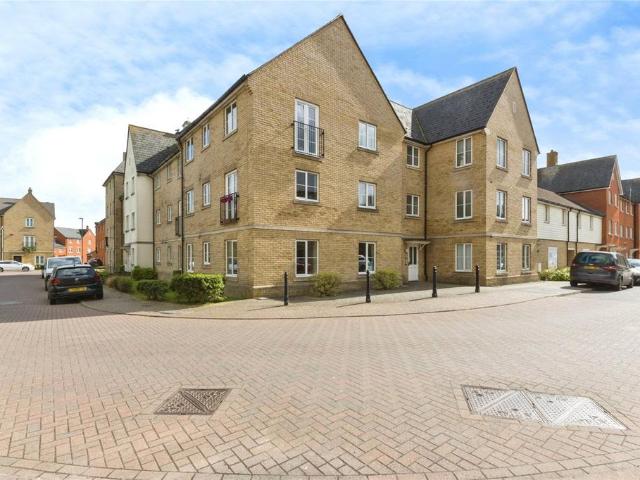 Flat for sale in Mile End, Fordham Heath