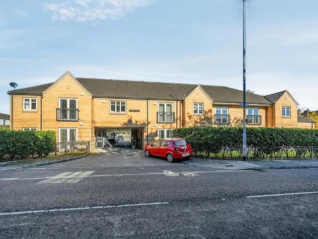 Flat for sale in Shadwell