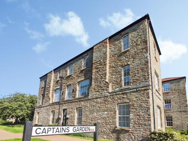 Flat for sale in Feckenham, City Of Bristol