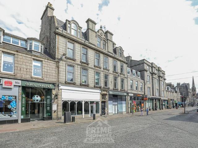 Flat for sale in City Centre, Ballindoch