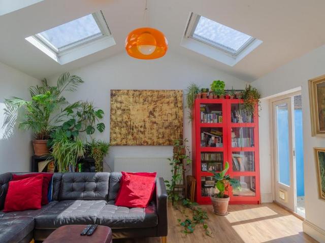 Flat for sale in Harringay Warehouse District, Greater London