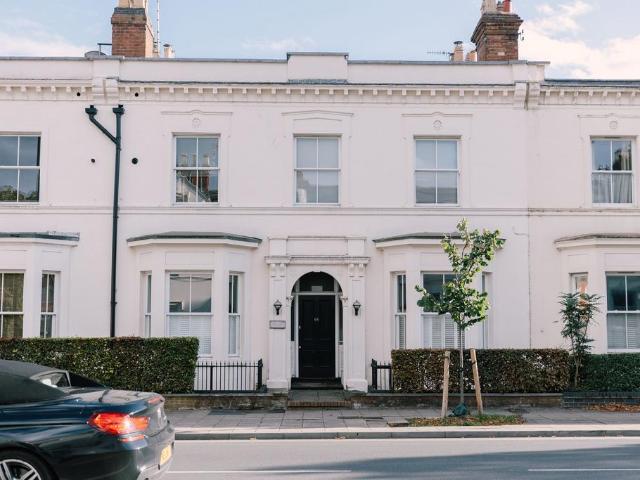 Flat for sale in Lillington, Green Close