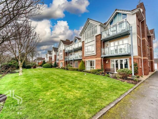 Flat for sale in St Annes, Lytham