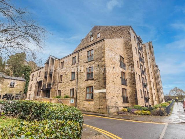 Flat for sale in Castle and Priory Precinct, Bare