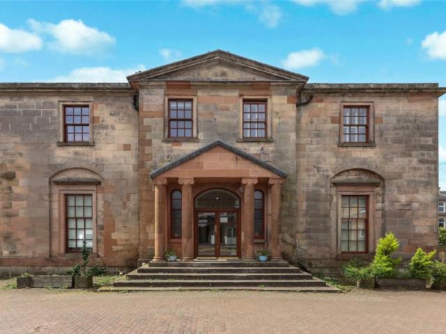 Flat for sale in Greenock, Scotland