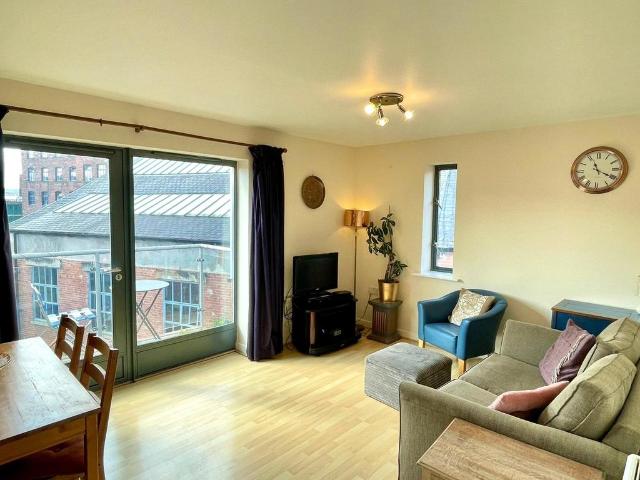 Flat for sale in Holbeck, West Yorkshire