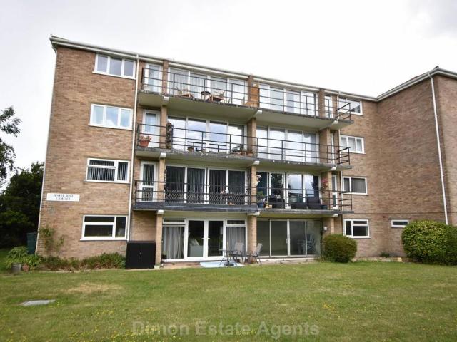 Flat for sale in Privett, Middlecroft