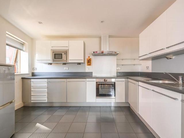 Flat for sale in The Odyssey, Isle Of Dogs
