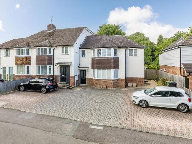 Flat for sale in Dromore, Oxfordshire