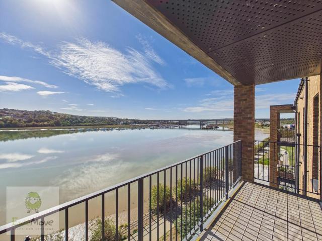 Flat for sale in Strood