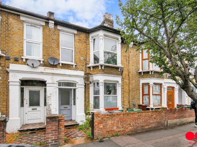 Flat for sale in Leyton, Isle Of Man