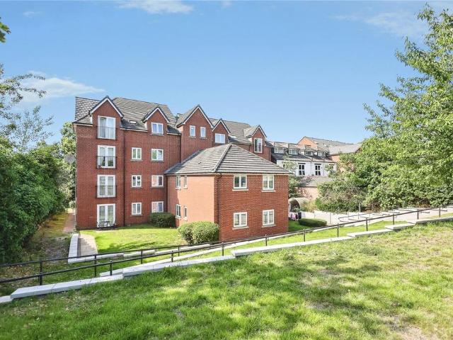 Flat for sale in Gravelly Hill, West Midlands
