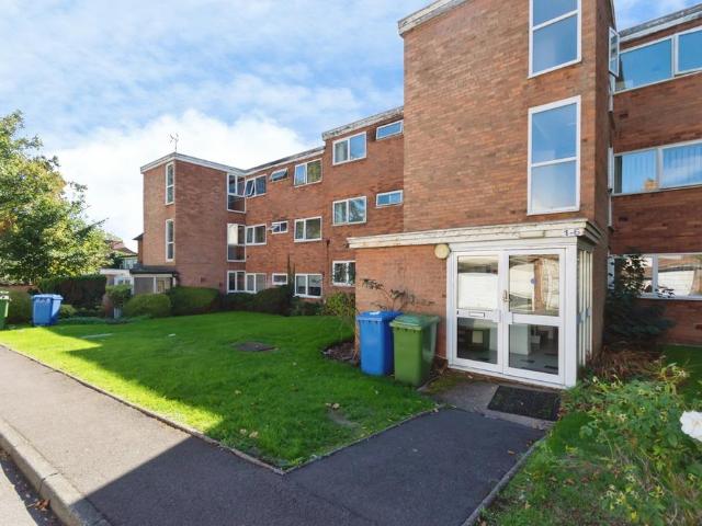 Flat for sale in Tyseley, Birmingham