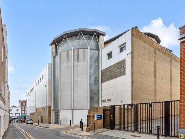 Flat for sale in Round Hill, Brighton & Hove