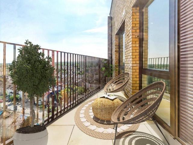 Flat for sale in London Borough of Croydon, Selhurst