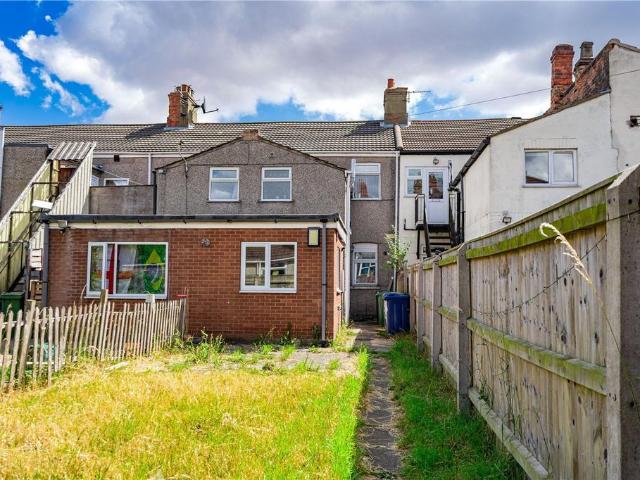 Flat for sale in Holme Hill, Grimsby