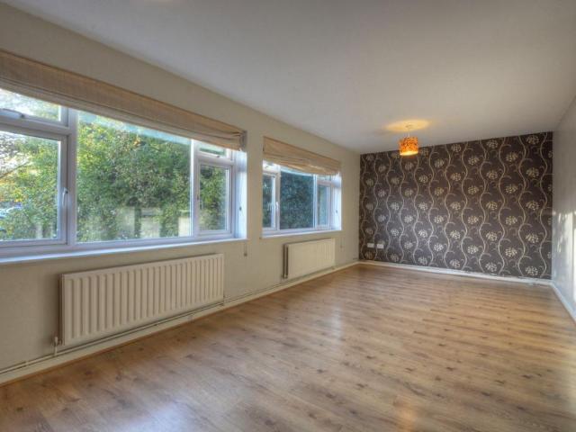 Flat for sale in Bolton Low Houses, Hampshire