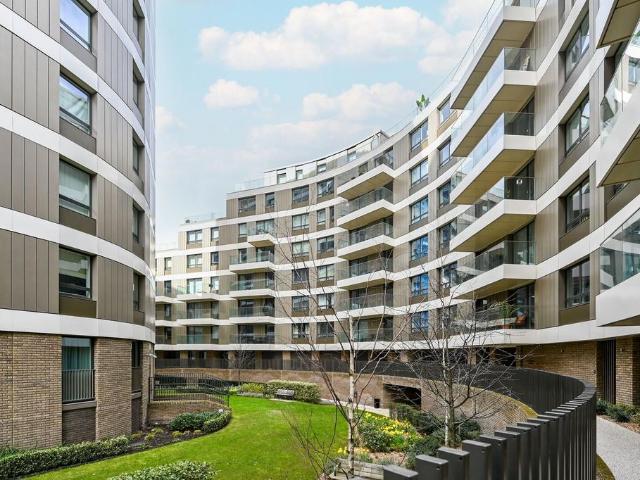 Flat for sale in Greater London