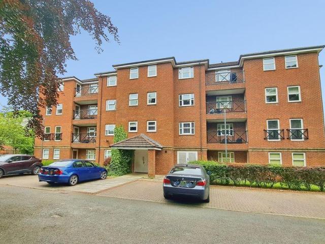 Flat for sale in Cowgate, Fenham