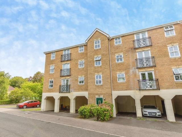 Flat for sale in Troy Town, Rochester