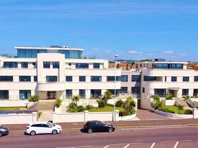 Flat for sale in West Worthing, Worthing