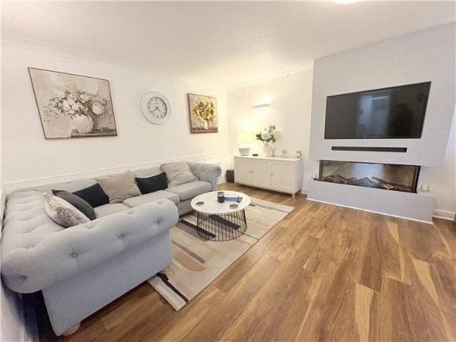 Flat for sale in Cheadle, Greater Manchester