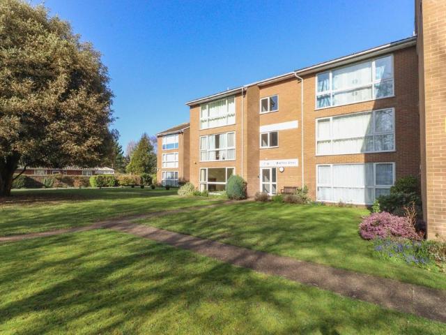 Flat for sale in Birchington, Acol