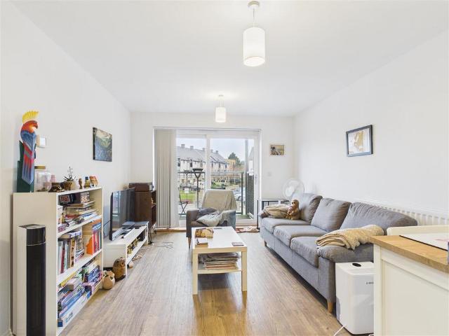 Flat for sale in King's Walden, Hertfordshire