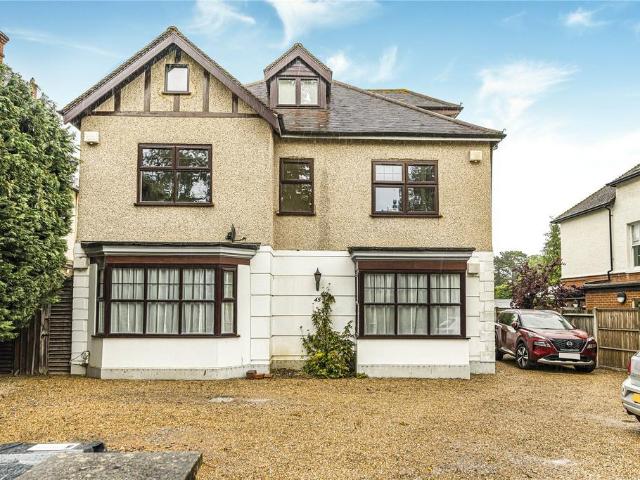Flat for sale in Blackhills, Surrey