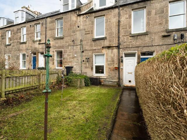 Flat for sale in Merchiston, Scotland