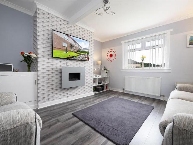 Flat for sale in Greenock, Scotland