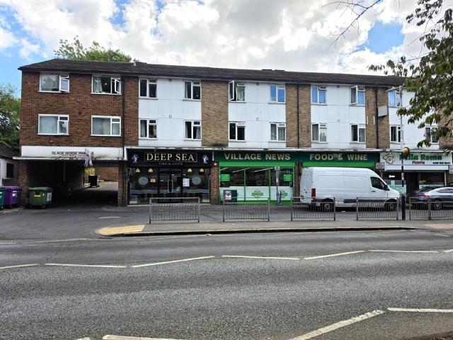 Flat for sale in Eastcote Village, Greater London