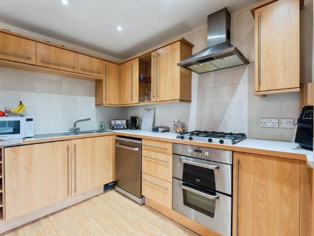 Flat for sale in Gamston, Barton In Fabis
