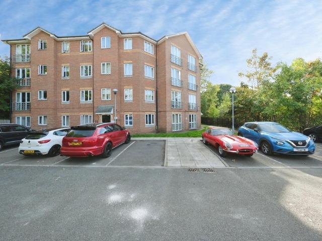 Flat for sale in Thorneywood, City of Nottingham