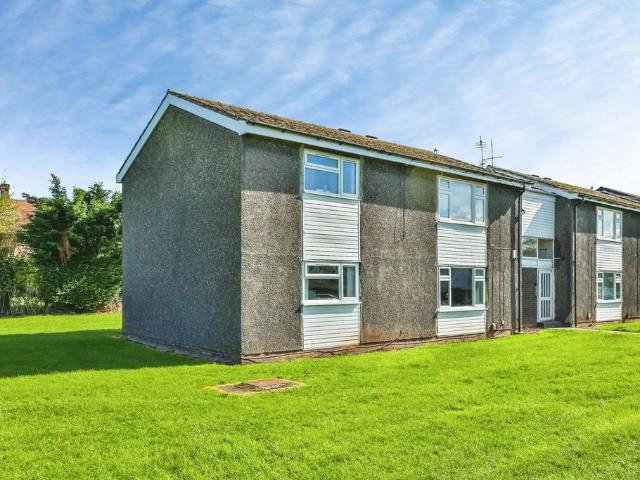 Flat for sale in Barton In Fabis, East Midlands