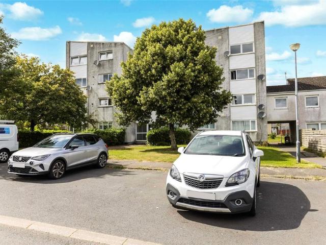 Flat for sale in Greenhills, Barassie