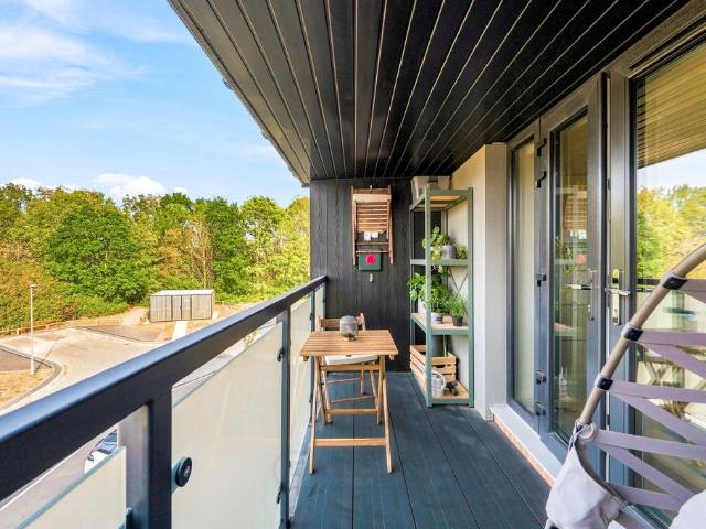 Flat for sale in Monkston Park, Milton Keynes