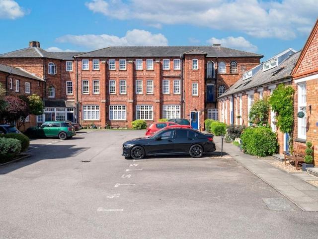 Flat for sale in Stanton Cross, Wellingborough