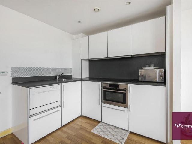 Flat for sale in Greater London