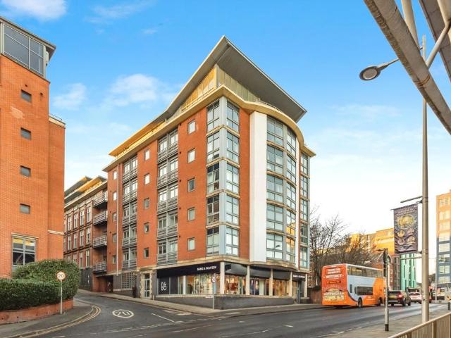 Flat for sale in St Ann's, Haddon
