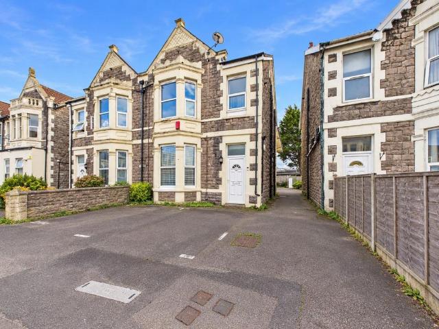 Flat for sale in Whitecross Village, Weston-super-Mare