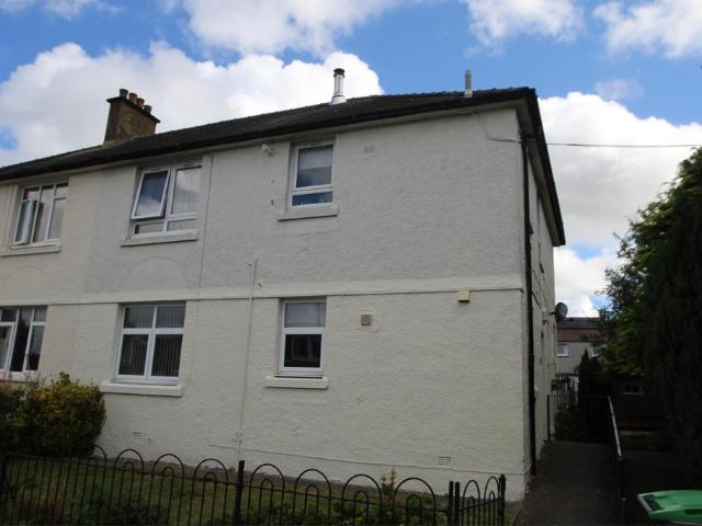 Flat for sale in Dalbeattie, Scotland