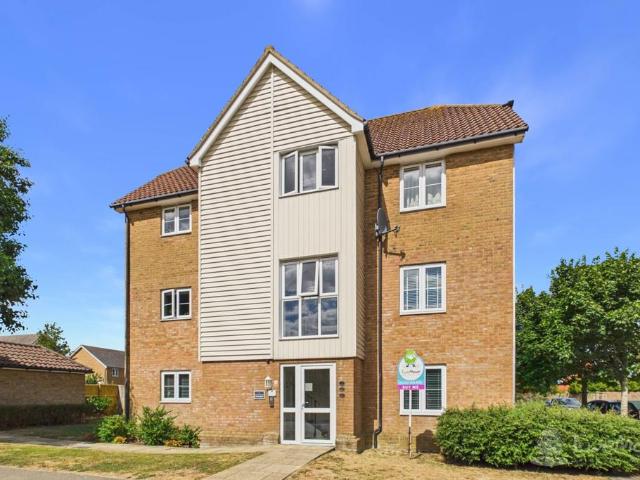 Flat for sale in Hawkinge, Folkestone