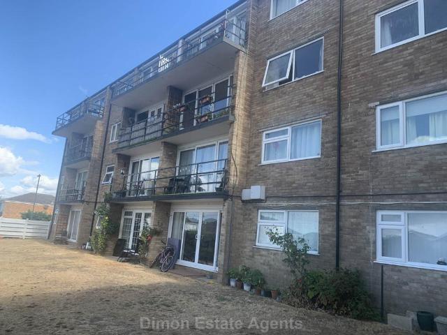 Flat for sale in Privett, Middlecroft