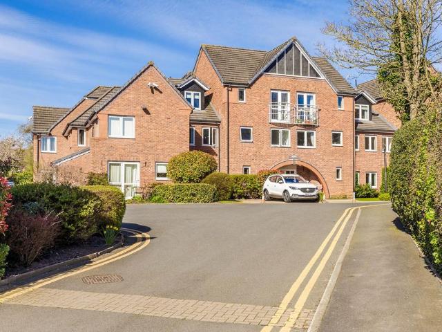 Flat for sale in Kingsbourne, Nantwich