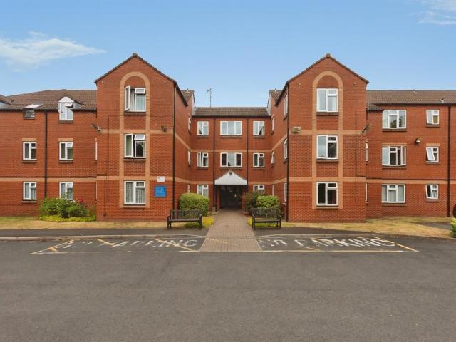 Flat for sale in Hall Green, West Midlands