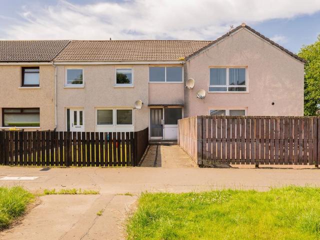 Flat for sale in Armadale, Scotland