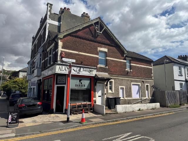 Flat for sale in Tower Hamlets, Ash