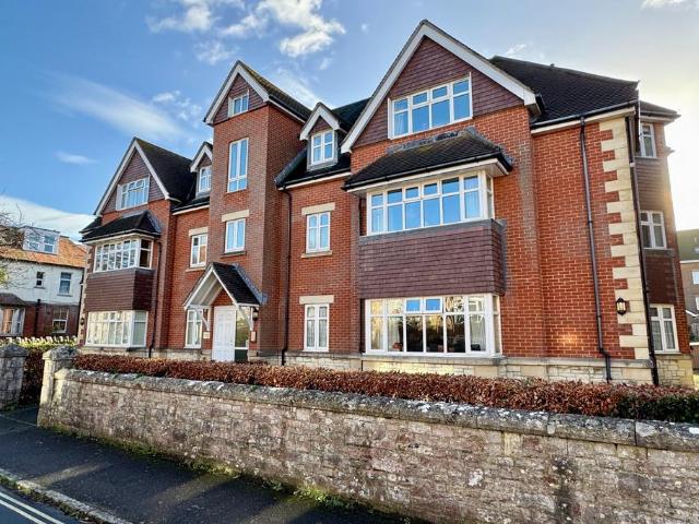 Flat for sale in Swanage, East Dorset
