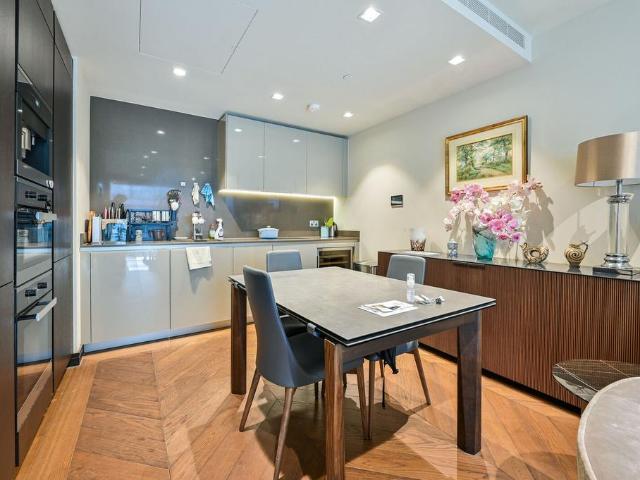 Flat for sale in The Borough, Greater London